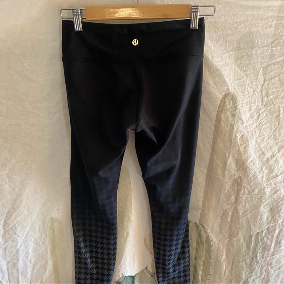 Lululemon Ombré Houndstooth Leggings 🌵4 - Picture 4 of 8